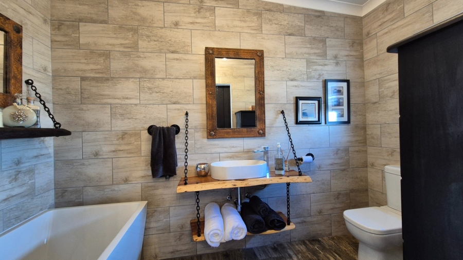 To Let 3 Bedroom Property for Rent in Myburgh Park Western Cape